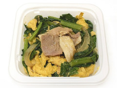 セブン-イレブン 青森県産地養豚使用 小松菜の玉子炒め 商品写真