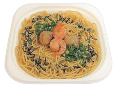 セブン-イレブン ホタテと海老のバター醤油パスタ 商品写真