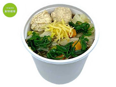 セブン-イレブン 黄金しょうが使用 10種具材の和風スープ