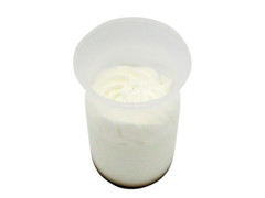 セブン-イレブン 葛巻町産牛乳を味わうミルククリーム＆プリン 商品写真