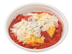 セブン-イレブン けずりチーズのせ トマトソースのオムライス 商品写真