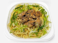 セブン-イレブン 炭火焼チキンとだし醤油の和風パスタ