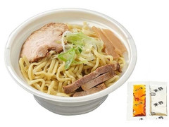 セブン-イレブン 麺たっぷり コク旨醤油の油そば