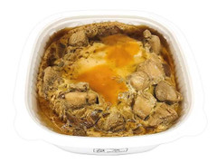 セブン-イレブン 岩手県産菜彩鶏肉の特製親子丼 商品写真