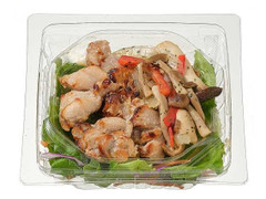 セブン-イレブン 米糀チキンとキノコマリネのサラダ 商品写真