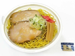 セブン-イレブン 屋台風 敦賀ラーメン