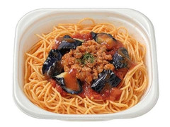 セブン-イレブン ナスと挽肉のピリ辛トマトソースパスタ