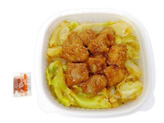 セブン-イレブン ピリ辛鶏ちゃん丼 みそ味 清流美どり使用 商品写真