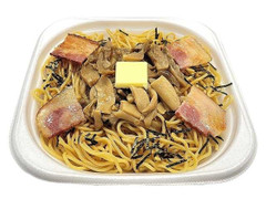 セブン-イレブン 3種きのこのバター醤油パスタ 商品写真