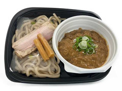 セブン-イレブン とみ田監修 濃厚豚骨魚介つけ麺 商品写真