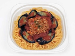 セブン-イレブン ナスと挽肉のピリ辛トマトソースパスタ