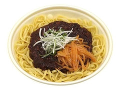 セブン-イレブン 麺もっちり コク旨ジャージャー麺