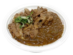 セブン-イレブン 香川の味 黒胡椒かしわ＆カレー丼