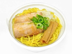 セブン-イレブン まろやか豚骨スープと煮干し仕立てのラーメン