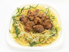 セブン-イレブン 炭火焼チキンとだし醤油の和風パスタ