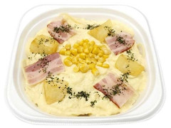 セブン-イレブン ポテトとベーコンのコーンクリームパスタ