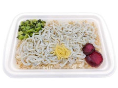 セブン-イレブン 篠島港水揚げしらすと おだしごはん 麦飯