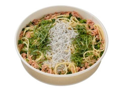 セブン-イレブン 国産釜揚げしらすと小海老のオイルパスタ