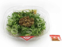 セブン-イレブン ねぎでまみれた冷しそば 牛肉入り