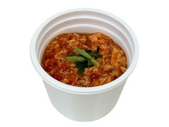 セブン-イレブン こんにゃく麺で食べるトマト辛麺スープ