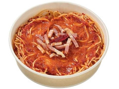 セブン-イレブン 辛辛辛い トマトソースパスタ
