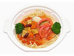 セブン-イレブン 丸ごと1個分のトマトをスープに使ったパスタ 商品写真