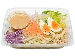 セブン-イレブン 半熟玉子のラーメンサラダ 商品写真