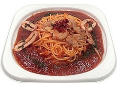セブン-イレブン ベスビオスパゲティ 魚介の辛口トマト味 商品写真
