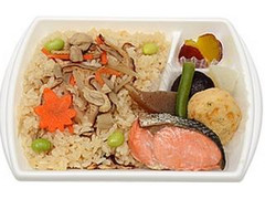 セブン-イレブン 五目炊き込み御飯弁当 商品写真