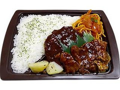 セブン-イレブン ええデミ！洋食幕の内 ハンバーグ＆ビフテキ 商品写真