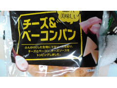 イトーパン チーズ＆ベーコンパン 商品写真