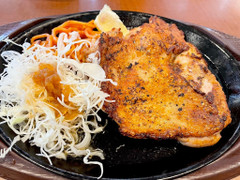 ガスト チキテキ 若鶏のピリ辛スパイス焼き 商品写真