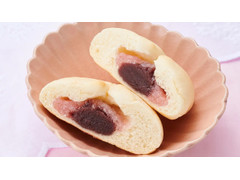 ローソンストア100 VL 桜餠風味パン 商品写真