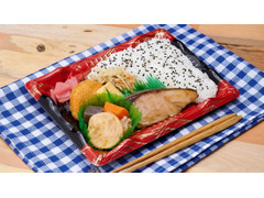 ローソンストア100 ぶり照焼弁当 商品写真