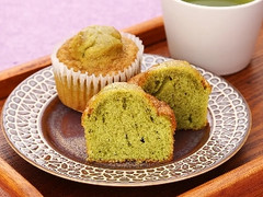 ローソンストア100 しっとり宇治抹茶マフィン