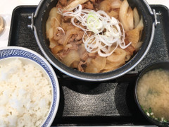 吉野家 牛の鍋焼き定食 商品写真