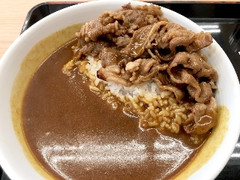 吉野家 牛カルビカレー