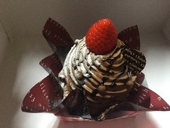 シャトレーゼ チョコバナナと苺のケーキ 商品写真