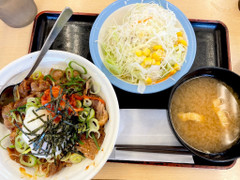 松屋 旨辛牛焼ビビン丼