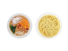 ナチュラルローソン アーモンド担々麺 商品写真