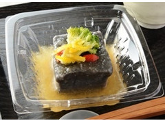 ナチュラルローソン もっちりとした胡麻豆腐 黒ごま 商品写真