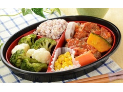 ナチュラルローソン トマトハンバーグのブロッコリー弁当 商品写真