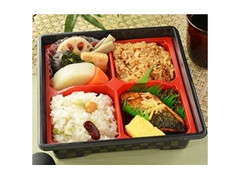 2種のおこわ弁当 阿波尾鶏＆豆