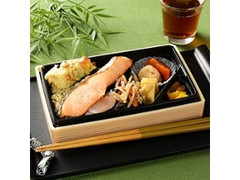 玄米ご飯と鮭の幽庵焼き弁当