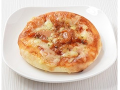 ナチュラルローソン 照り焼きチキンのBBQフォカッチャ 商品写真