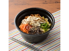 ナチュラルローソン 韓国風焼そば 商品写真