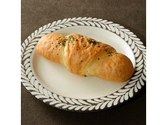 ナチュラルローソン トリュフ香る塩パン 商品写真