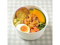 ナチュラルローソン 彩り野菜のピリ辛豚丼 国産豚使用 商品写真