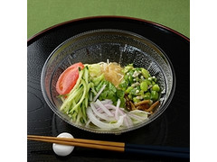 ナチュラルローソン 8種野菜のサラダそうめん 青じそつゆ 商品写真