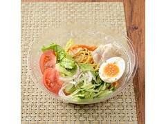 ナチュラルローソン 濃厚トマトスープの冷しらーめん 商品写真